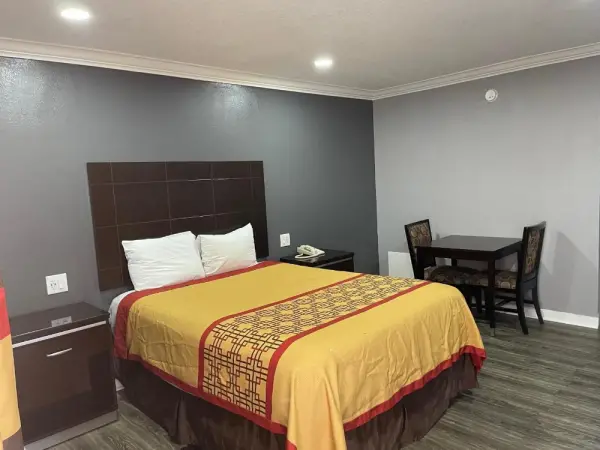El Segundo Inn 9